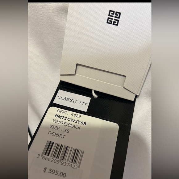 GIVENCHY College t-shirt in cotton - Picture 2 of 2